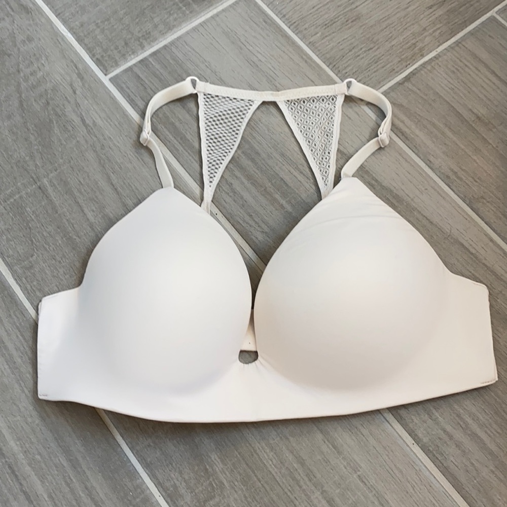 Victoria Secret wireless t-shirt bra